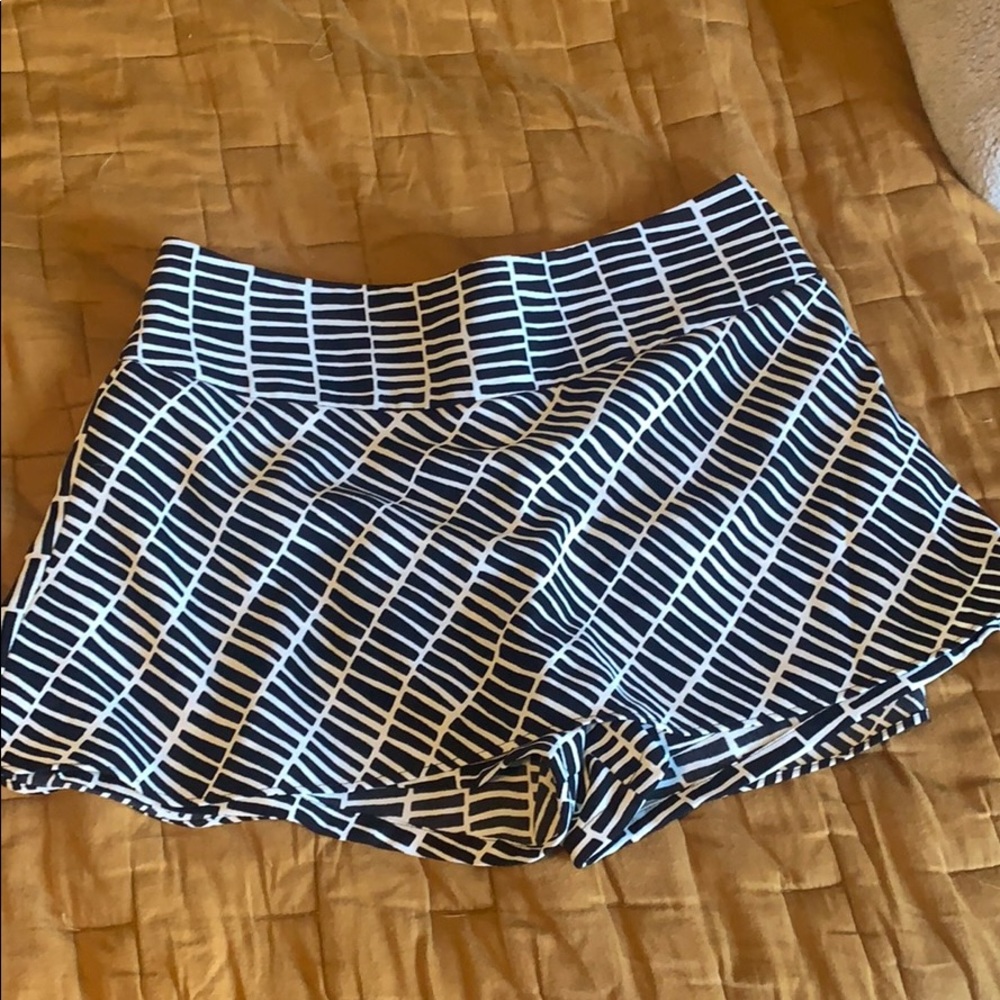 Express skort!